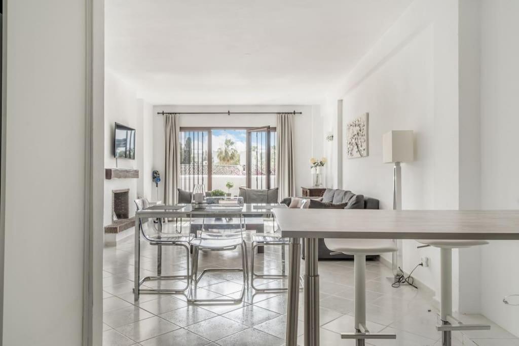 Apartment Marina Puerto Banus By Hostlovers *